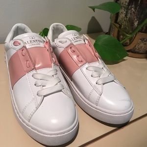 Valentino Garavani Open Sneaker *read description
